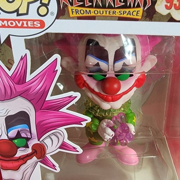 Spikey from Killer klowns funko # 933 (nib) with pop protector - Picture 3 of 7